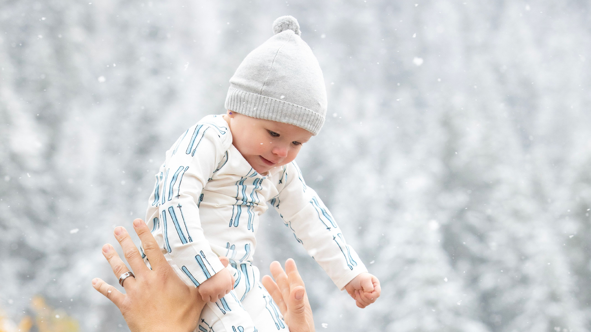 How To Dress Baby For Snow Monica + Andy Country Club Plaza