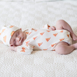 8 Rules to Follow When Visiting a Newborn Baby