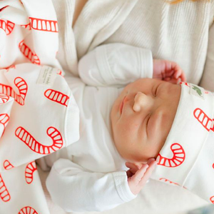 8 Tips for How to Dress a Newborn in Winter